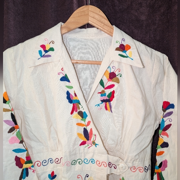 Otomi Blouse Hand embroidered Neutral and multicolor Crossed Top - Picture 3 of 9